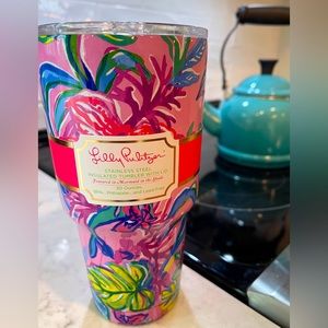 Travel mug by Lilly Pulitzer